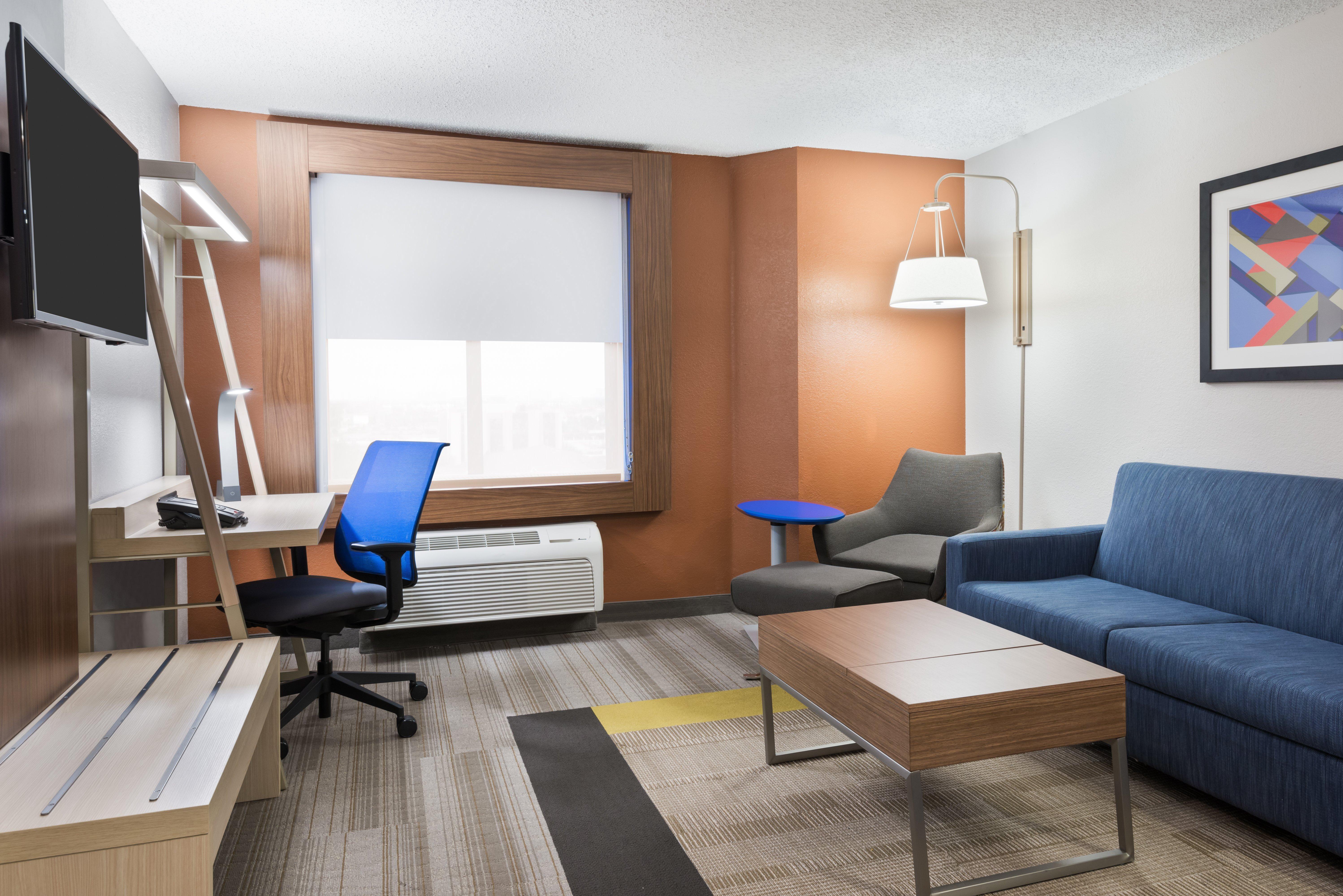 Holiday Inn Express & Suites - Nearest Universal Orlando By Ihg Exterior photo