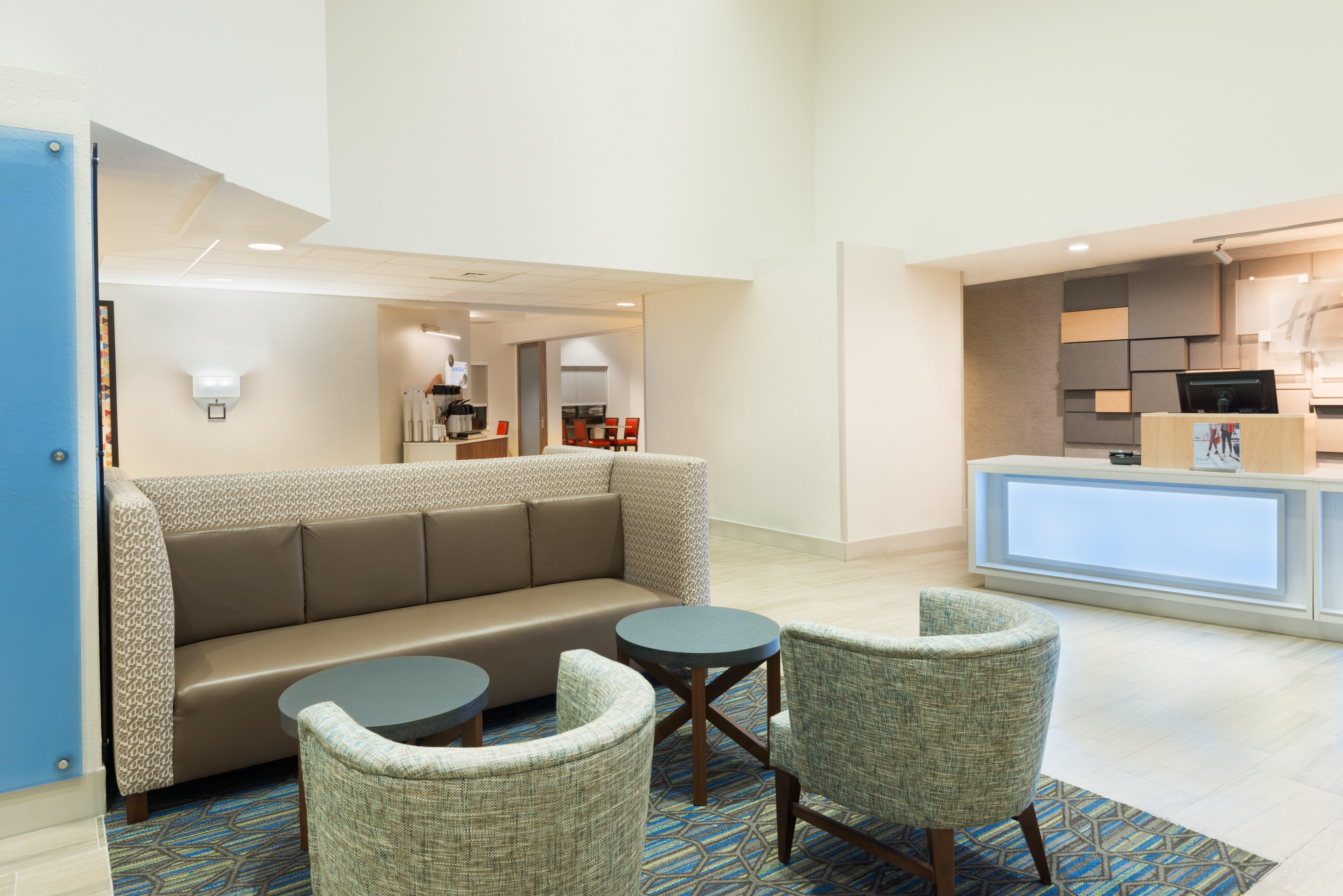 Holiday Inn Express & Suites - Nearest Universal Orlando By Ihg Exterior photo
