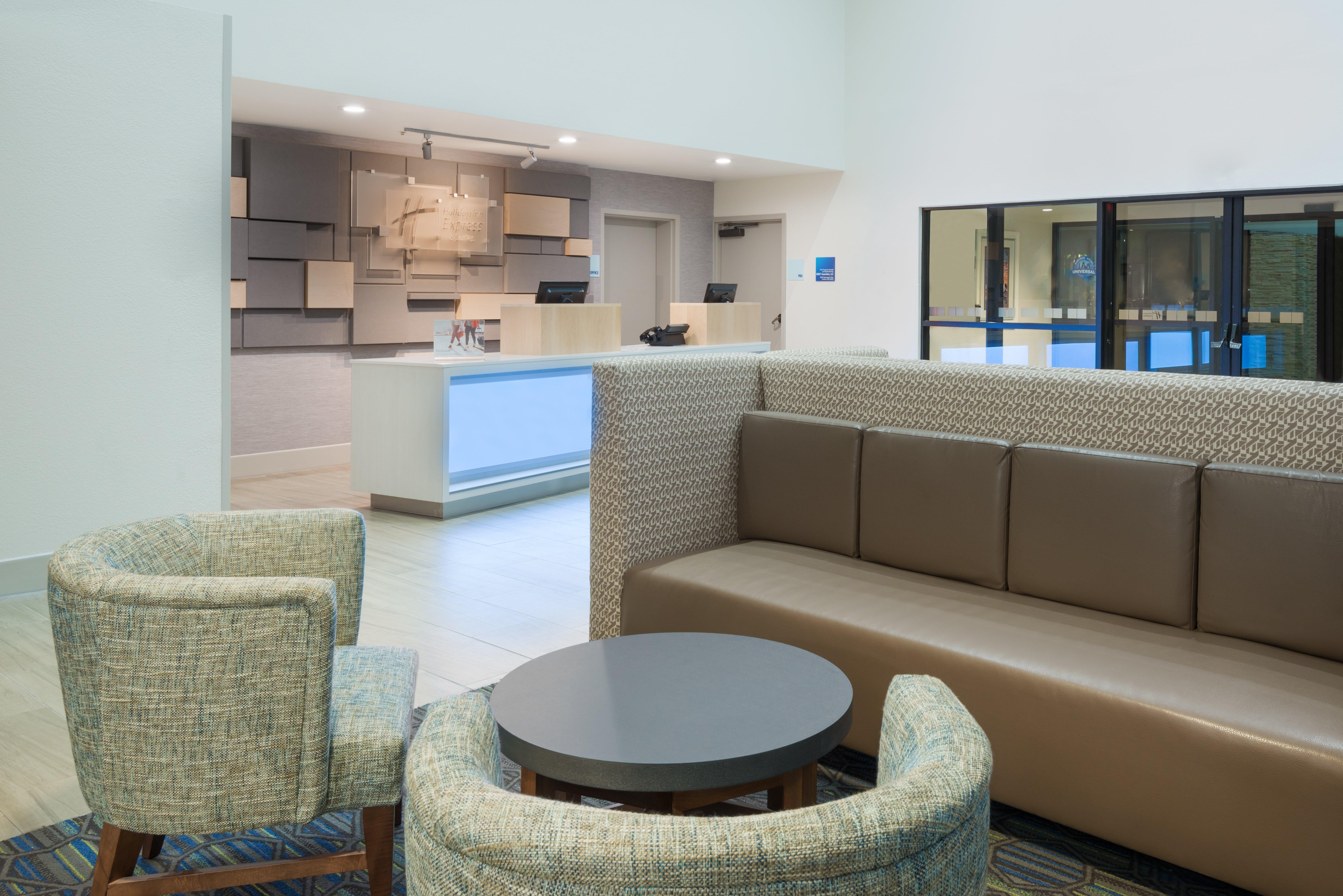 Holiday Inn Express & Suites - Nearest Universal Orlando By Ihg Exterior photo