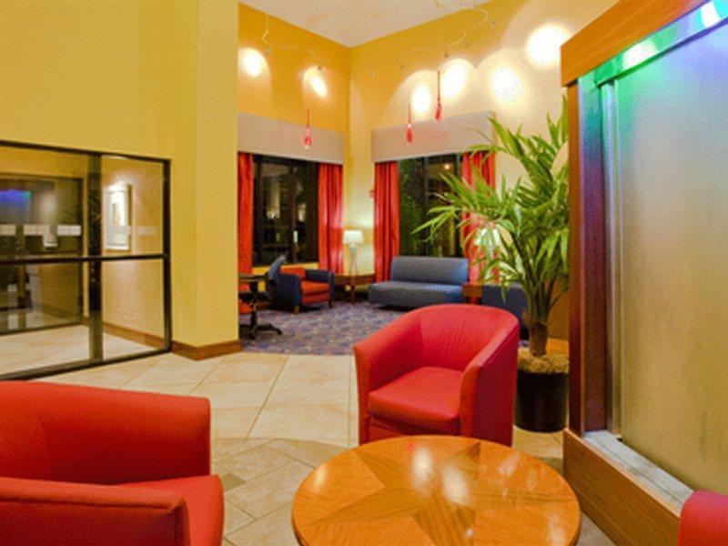Holiday Inn Express & Suites - Nearest Universal Orlando By Ihg Exterior photo
