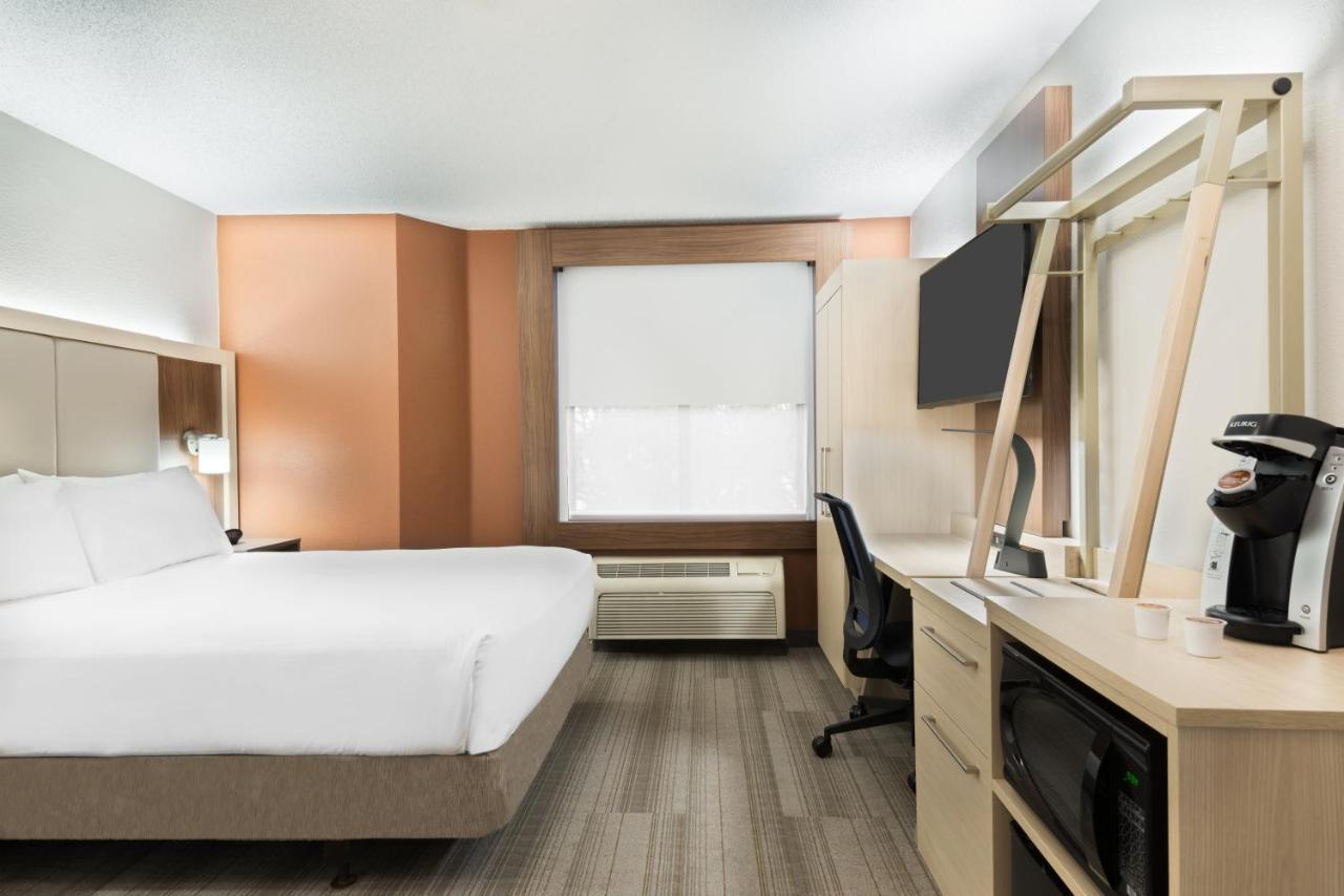 Holiday Inn Express & Suites - Nearest Universal Orlando By Ihg Exterior photo